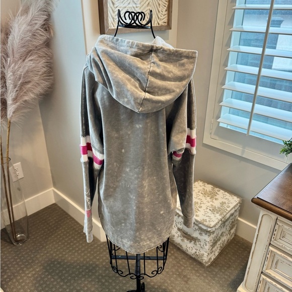 Women's size medium American Fighter hoodie - Picture 6 of 8